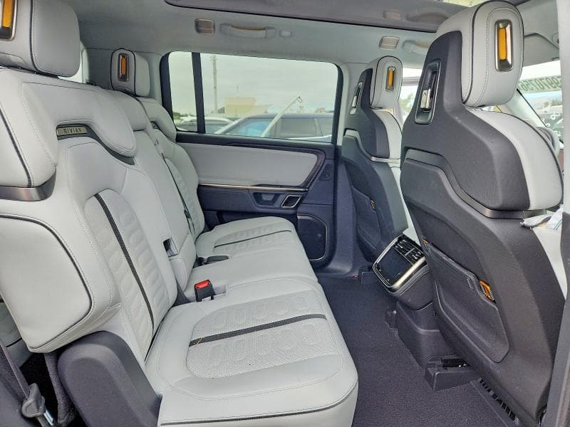 2023 RIVIAN R1S LAUNCH EDITION 11