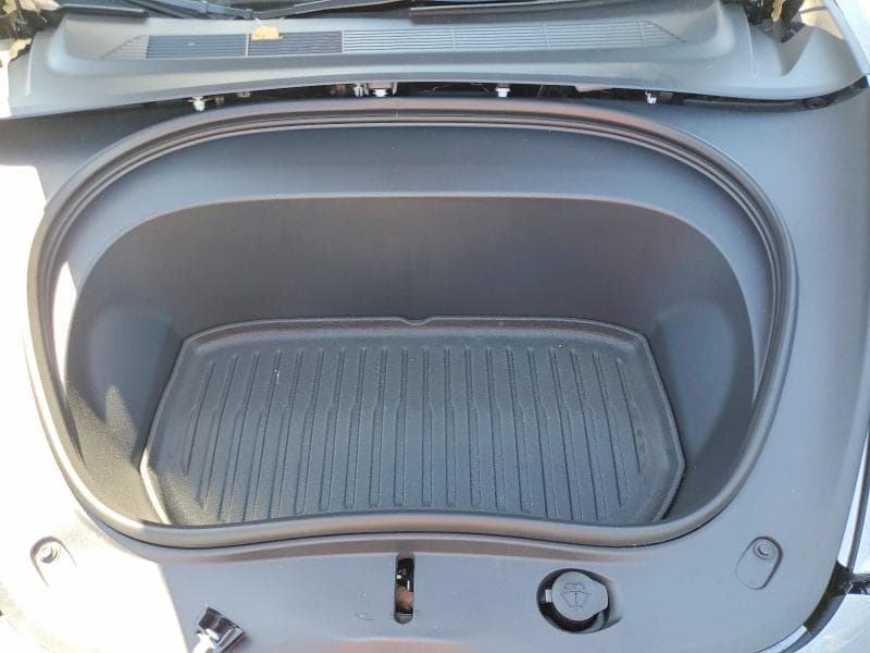 2026 TESLA MODEL 3 11