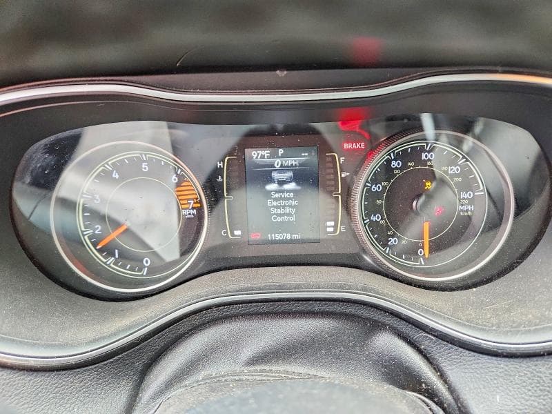 2019 JEEP CHEROKEE LATITUDE PLUS 9