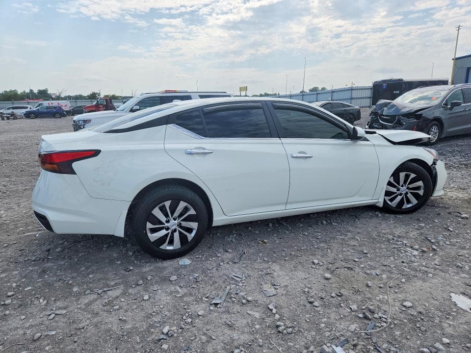 2020 NISSAN ALTIMA S 3