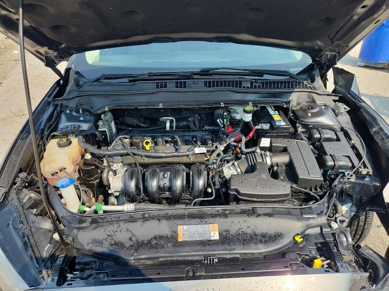 2017 FORD FUSION SE 11
