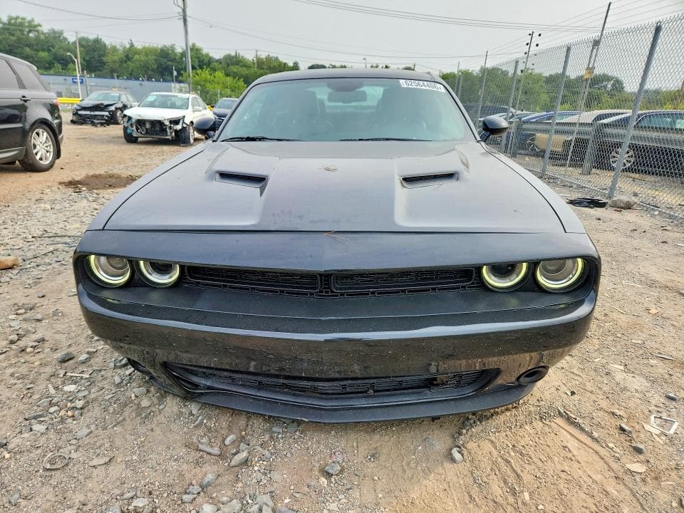 2019 DODGE CHALLENGER SXT 5