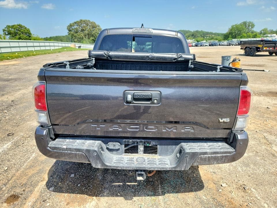 2020 TOYOTA TACOMA TRD SPORT 6