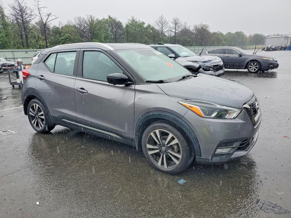 2020 NISSAN KICKS SR 4