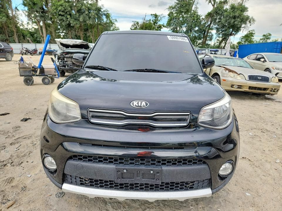 2017 KIA SOUL + 5