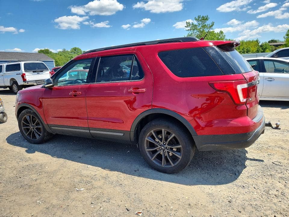 2018 FORD EXPLORER XLT 2