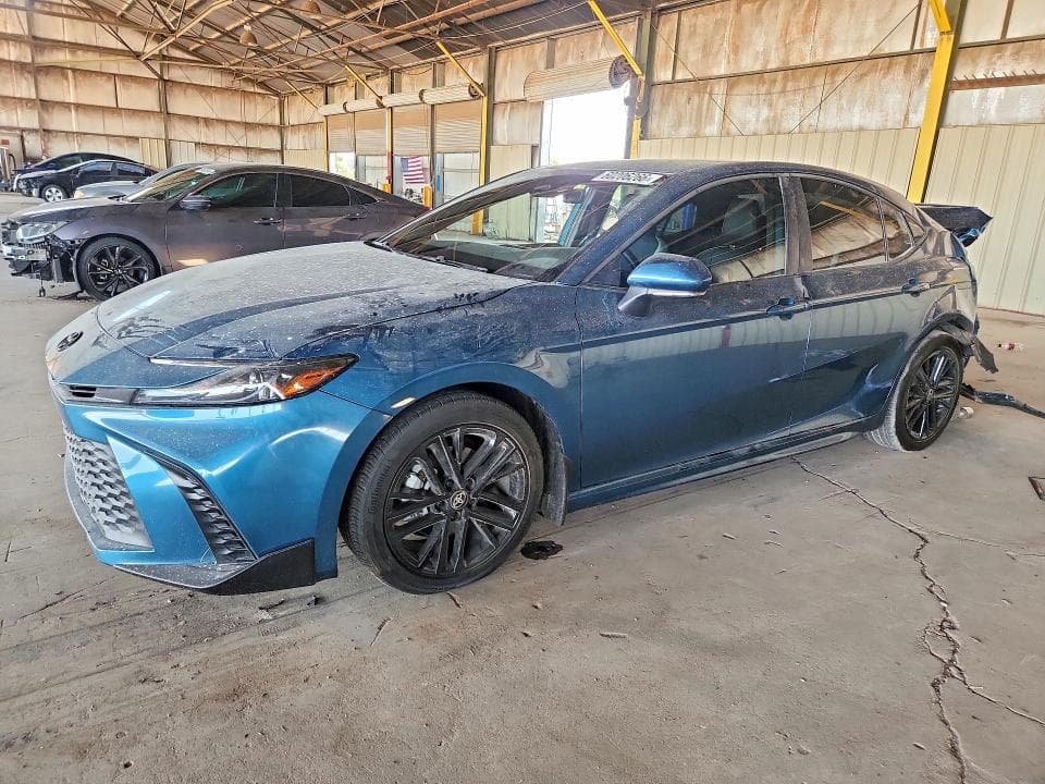 2025 TOYOTA CAMRY SE - 1