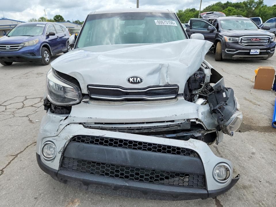2017 KIA SOUL + 5
