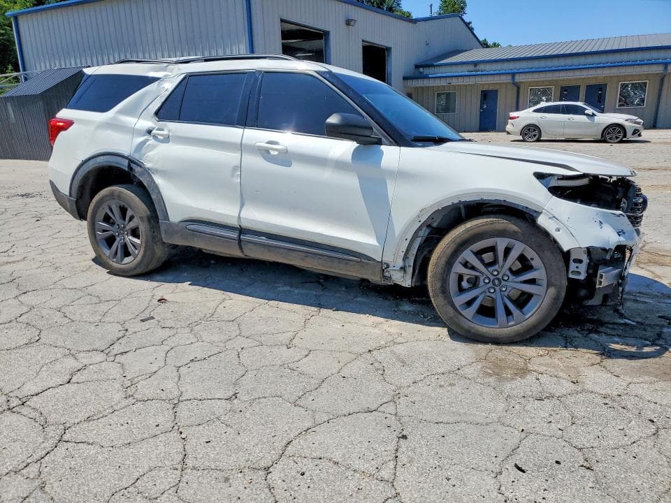 2023 FORD EXPLORER XLT 4
