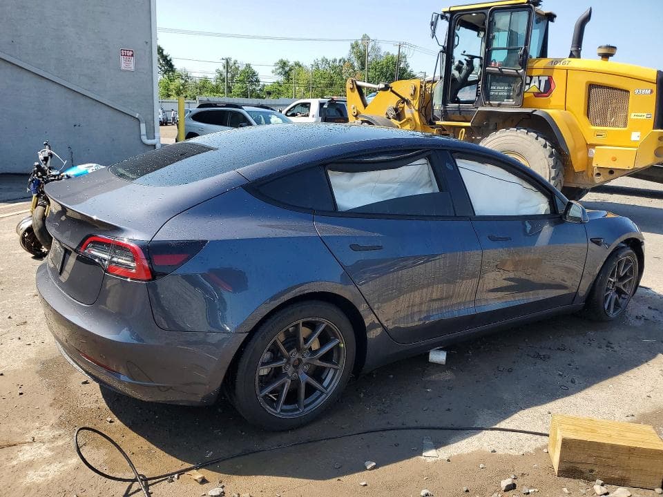 2023 TESLA MODEL 3 3