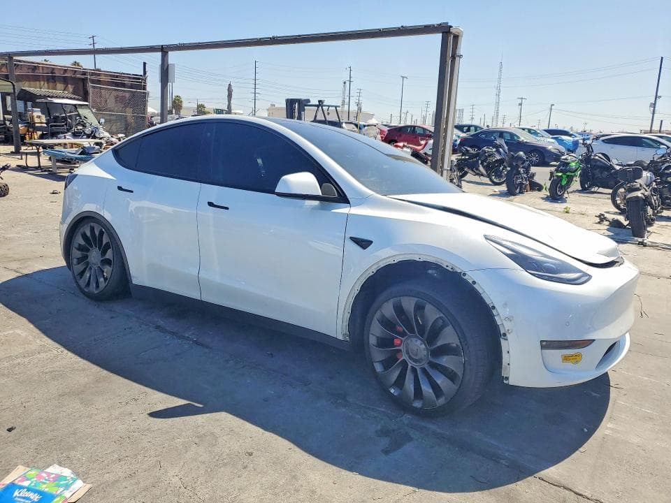 2022 TESLA MODEL Y 4