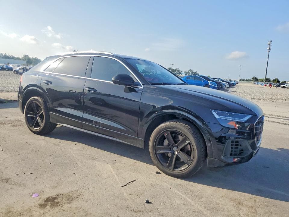 2019 AUDI Q8 PREMIUM 4