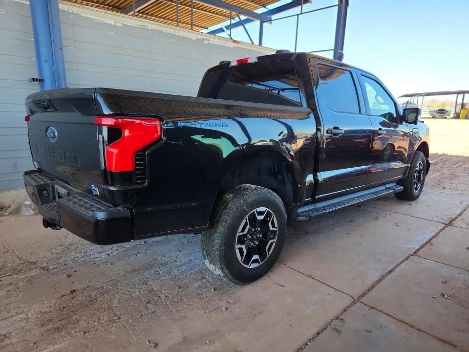 2022 FORD F150 LIGHTNING PRO 3