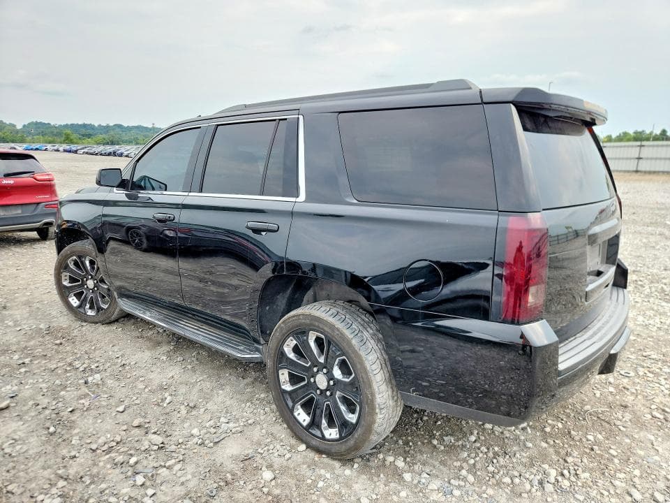 2017 GMC YUKON SLE 2