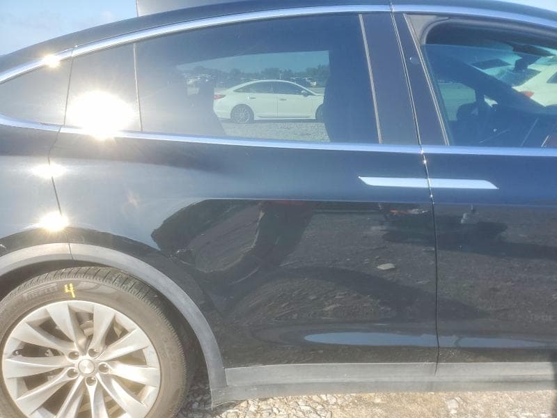 2019 TESLA MODEL X 11