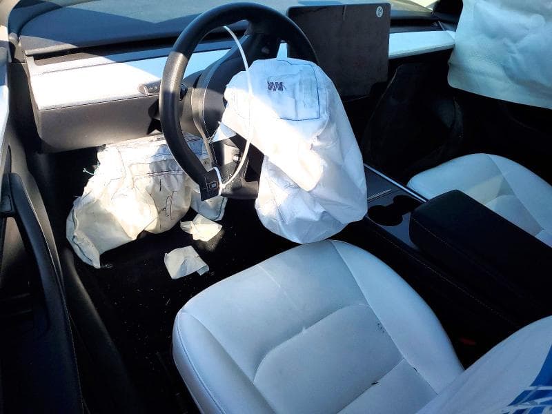 2023 TESLA MODEL 3 8