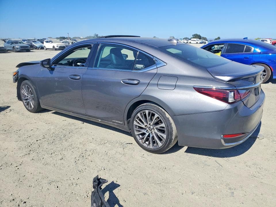 2021 LEXUS ES 300H 2
