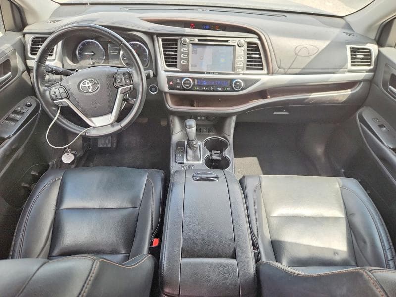2019 TOYOTA HIGHLANDER XLE 8