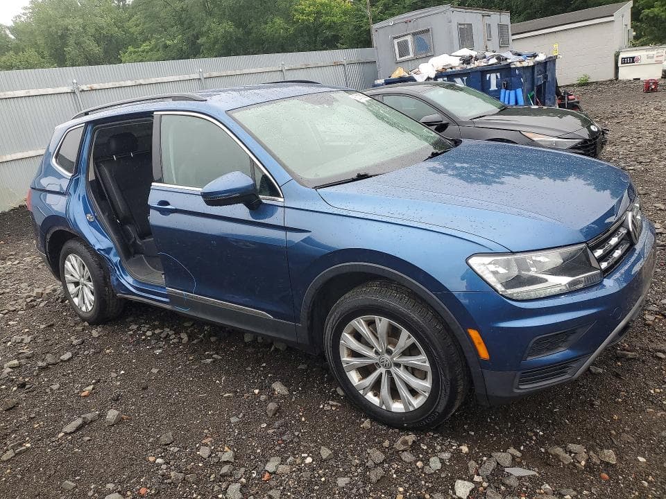 2018 VOLKSWAGEN TIGUAN SE 4