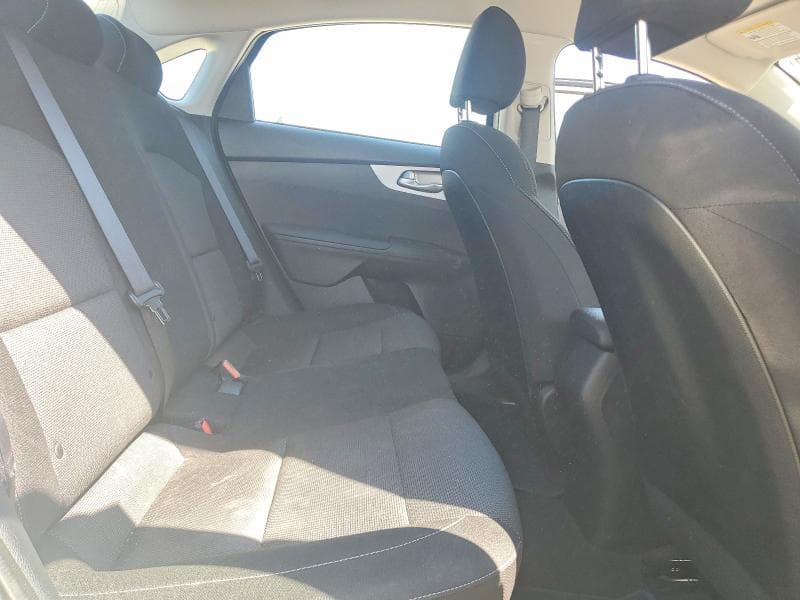 2024 KIA FORTE LX 10