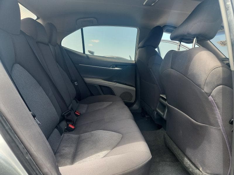 2018 TOYOTA CAMRY LE 10