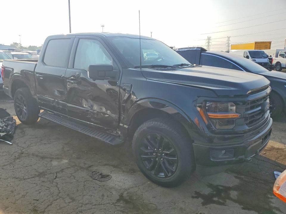2026 FORD F150 XLT 4