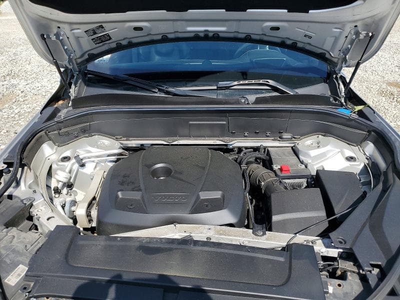 2017 VOLVO XC90 T6 12