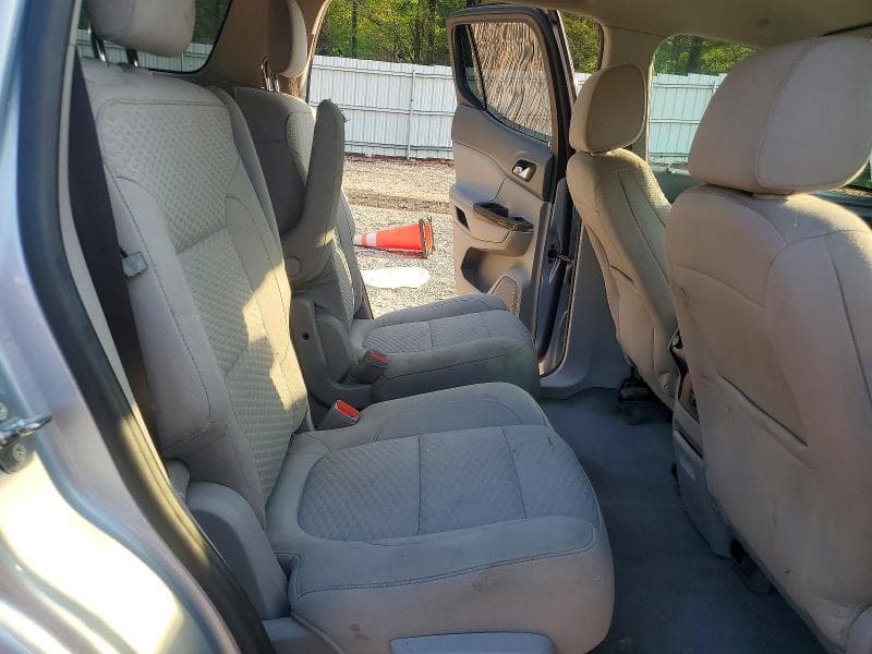 2017 GMC ACADIA SLE 11