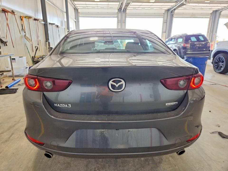 2024 MAZDA 3 PREFERRED 6
