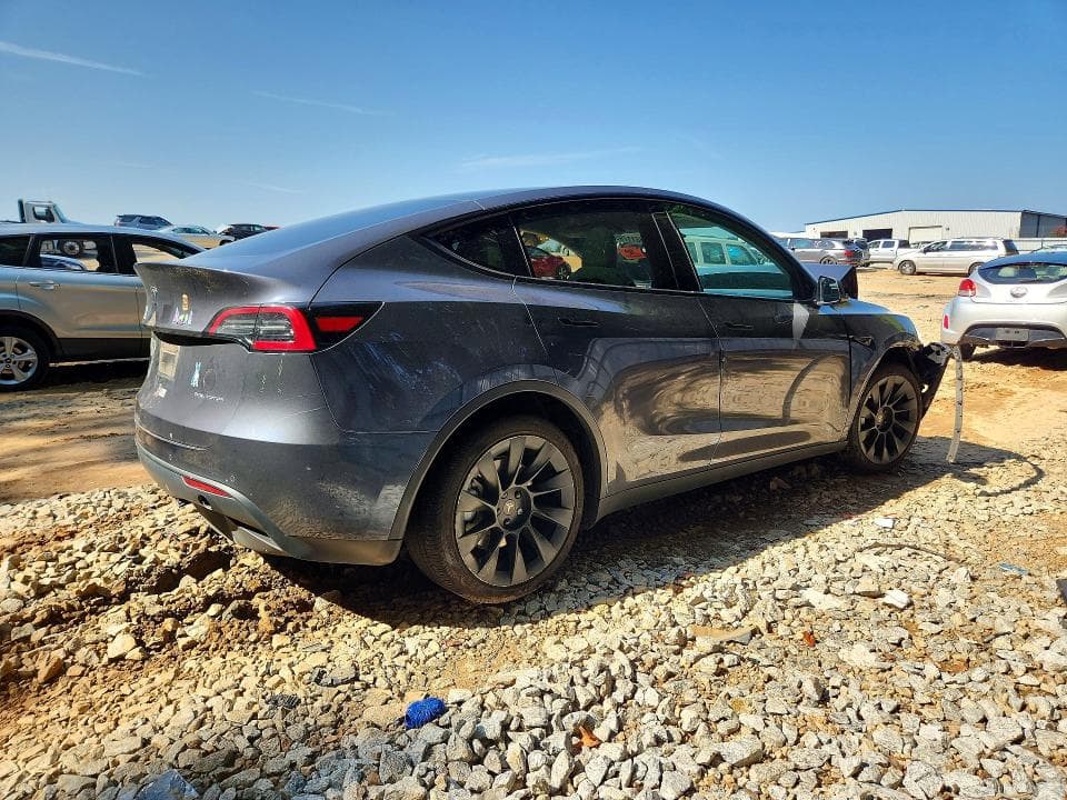 2022 TESLA MODEL Y 3