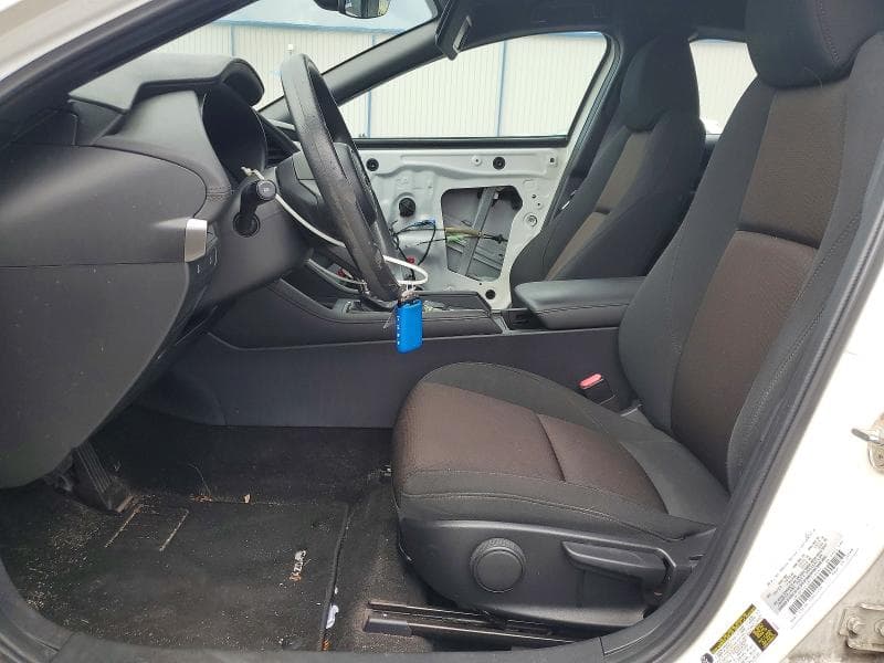 2021 MAZDA 3 7