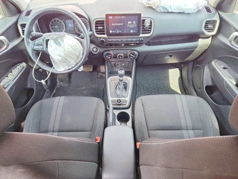 2021 HYUNDAI VENUE SEL 8