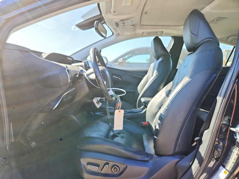 2018 TOYOTA PRIUS FOUR 7