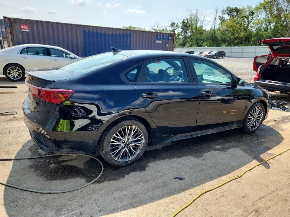 2024 KIA FORTE GT LINE 3