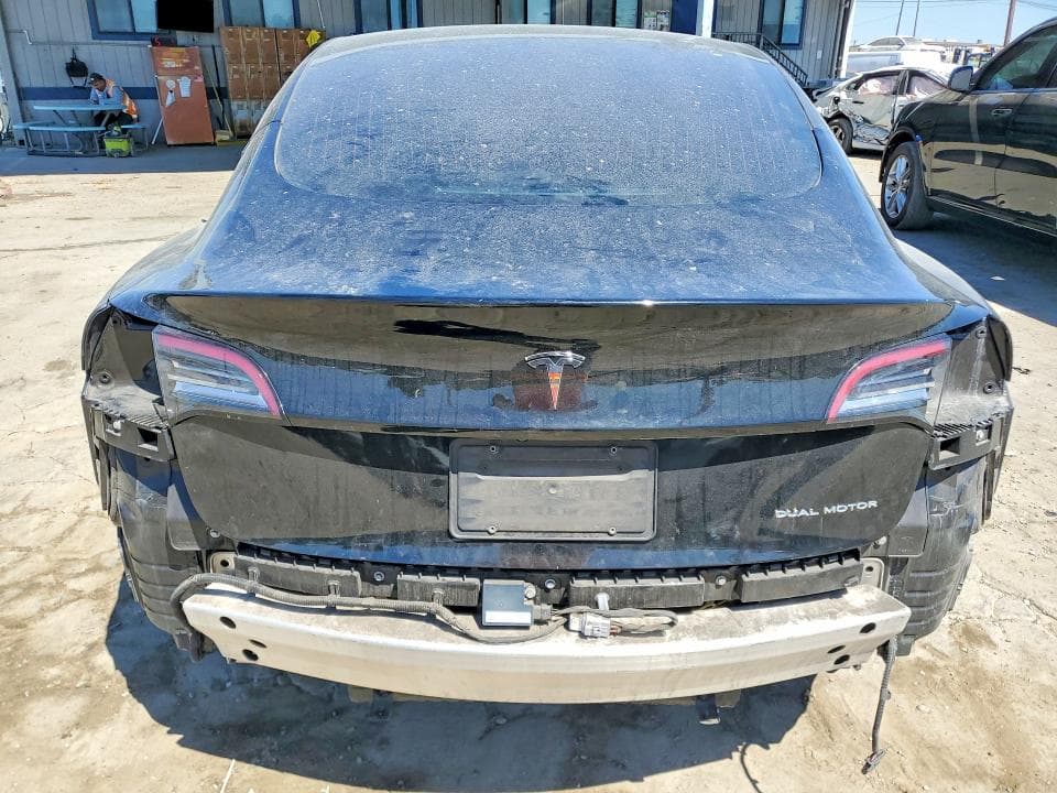 2019 TESLA MODEL 3 6
