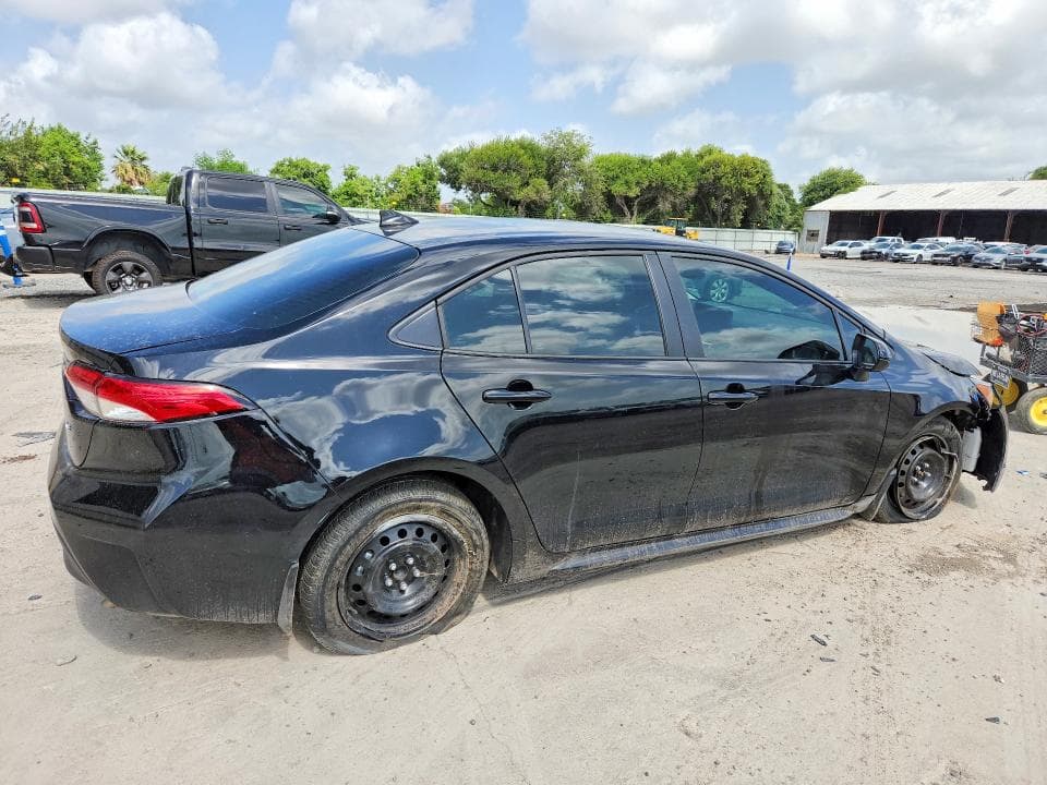 2026 TOYOTA COROLLA LE 3