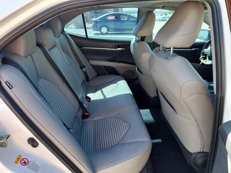 2018 TOYOTA CAMRY SE 10