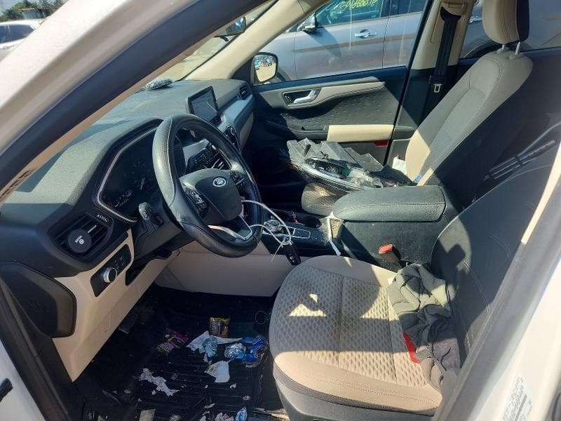 2020 FORD ESCAPE SE 7