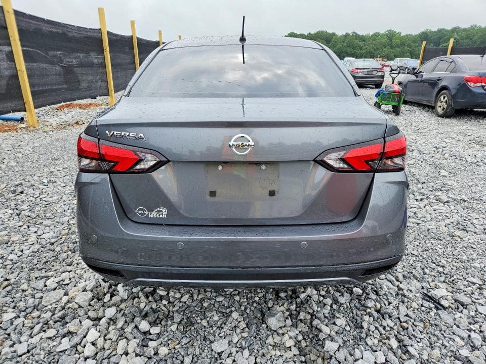 2021 NISSAN VERSA S 6
