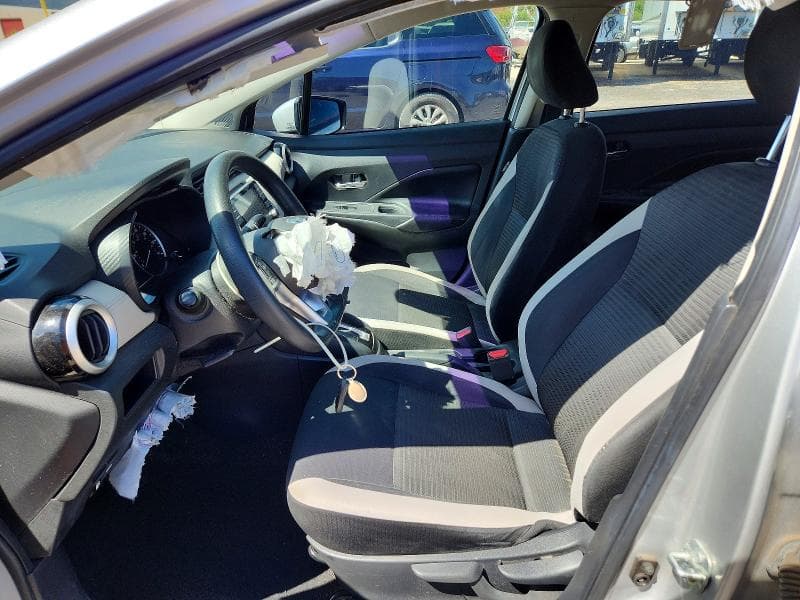 2020 NISSAN VERSA SV 7