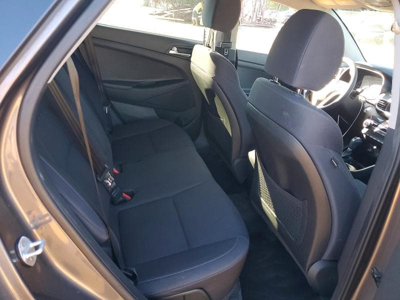 2020 HYUNDAI TUCSON VALUE 11