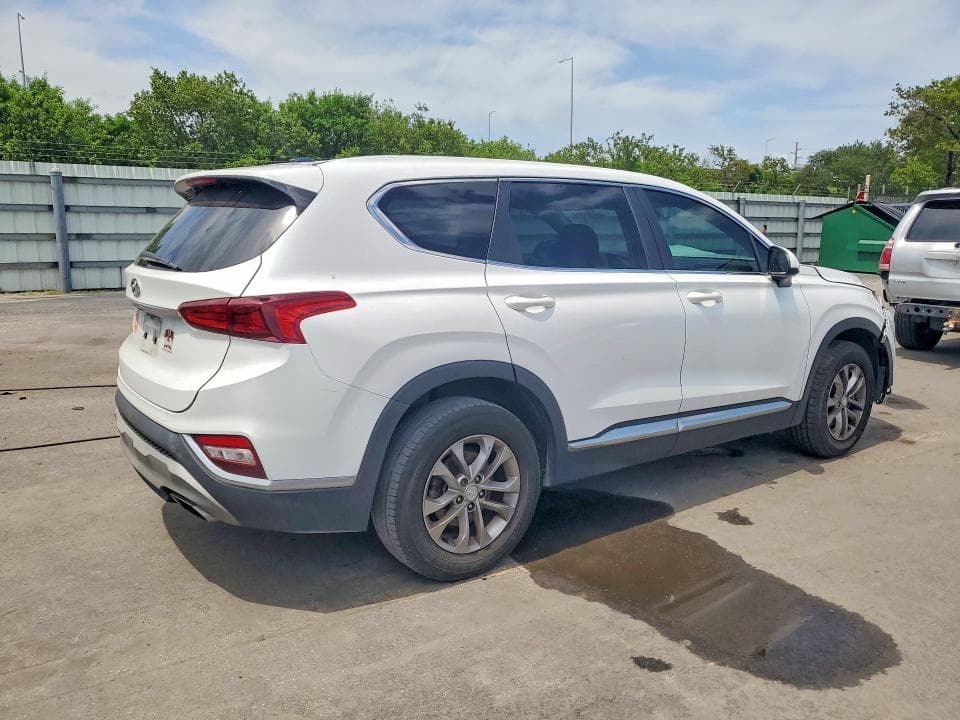 2020 HYUNDAI SANTA FE SE 3