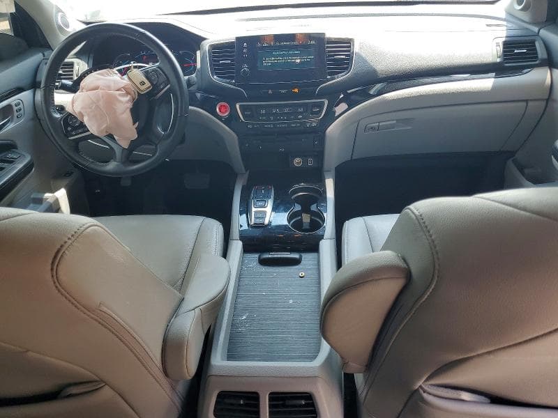 2019 HONDA PILOT TOURING 8