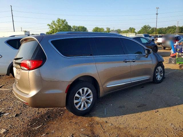 2018 CHRYSLER PACIFICA TOURING L PLUS 3