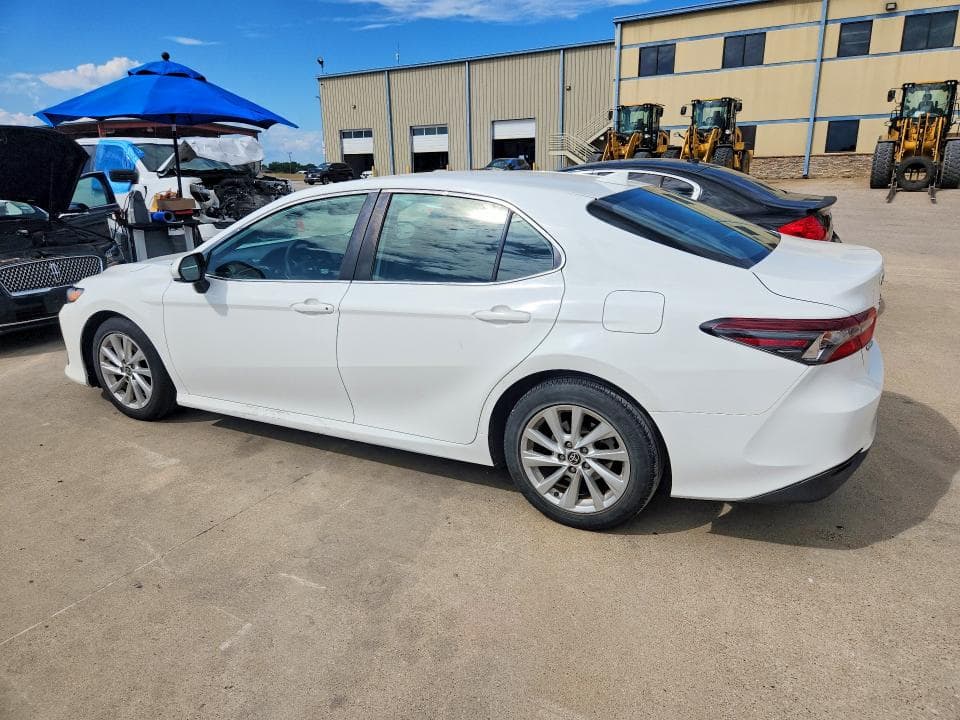 2021 TOYOTA CAMRY LE 2