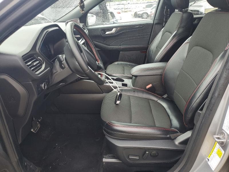2024 FORD ESCAPE ST LINE 7