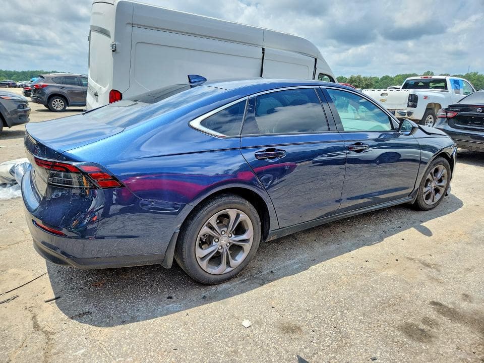 2024 HONDA ACCORD EX 3