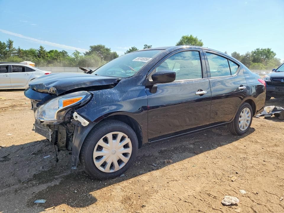 2018 NISSAN VERSA SV - 1