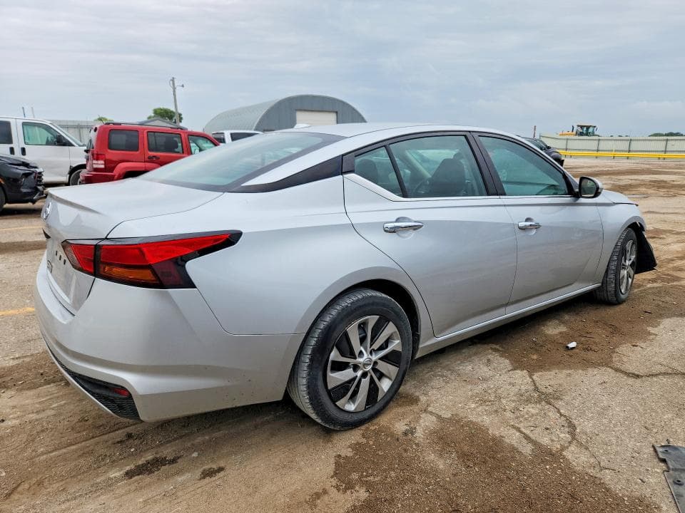 2020 NISSAN ALTIMA S 3