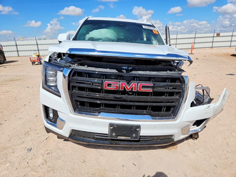 2024 GMC YUKON SLE 5